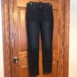 NEW LISTING! WHBM Sculpted Jeans